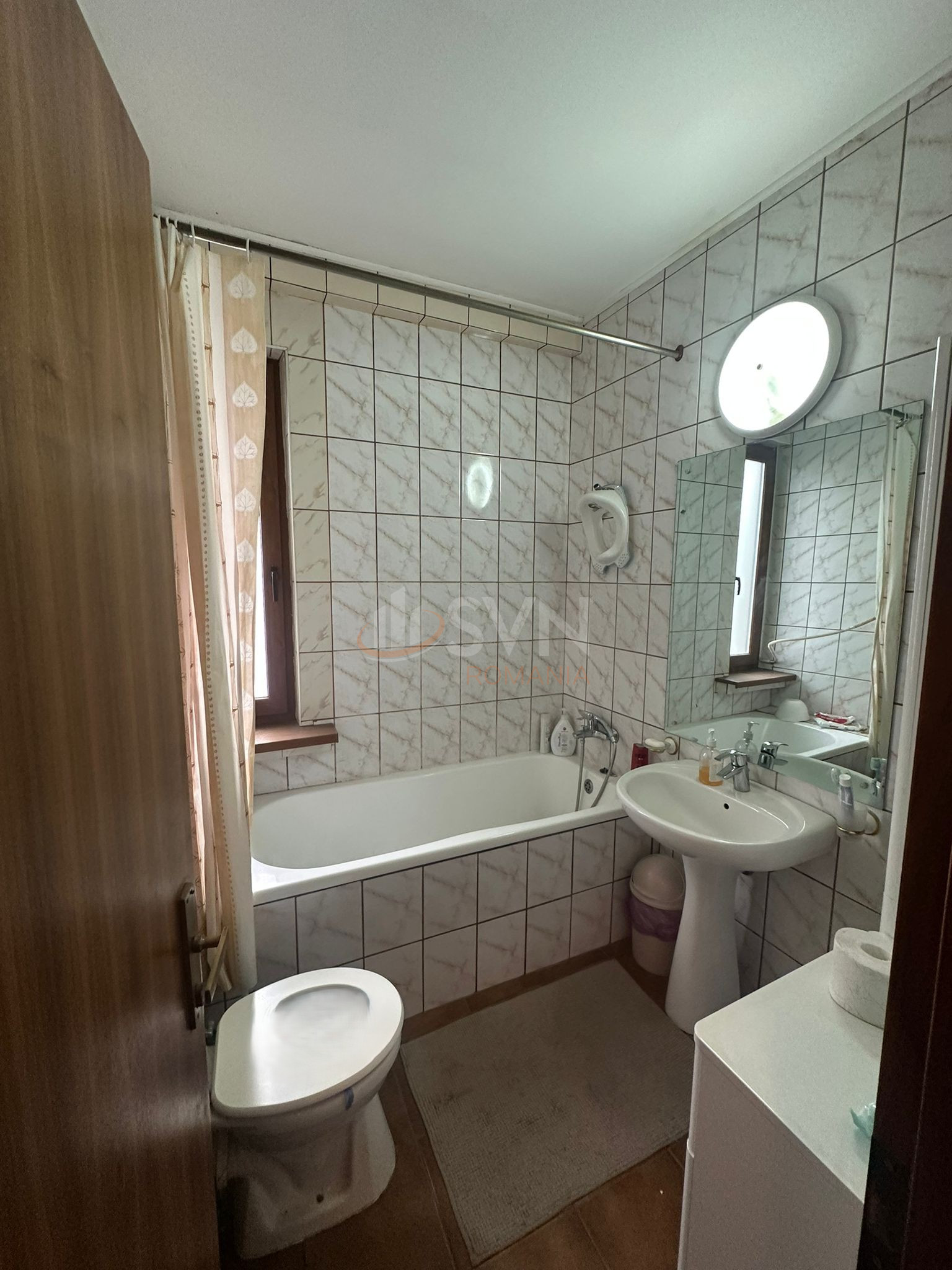 Apartament, 4 camere Bucuresti/Victoriei
