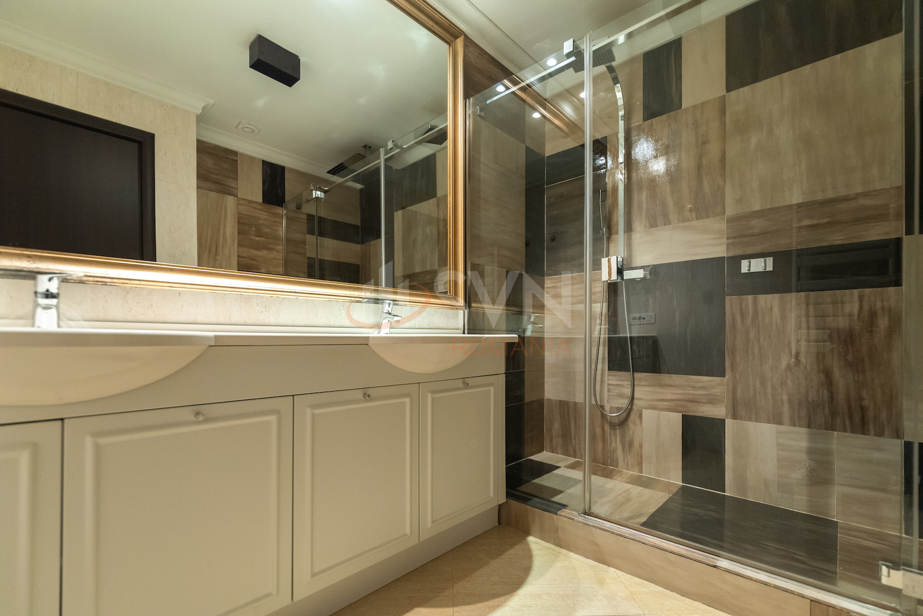 Apartament, 4 camere Bucuresti/Nordului
