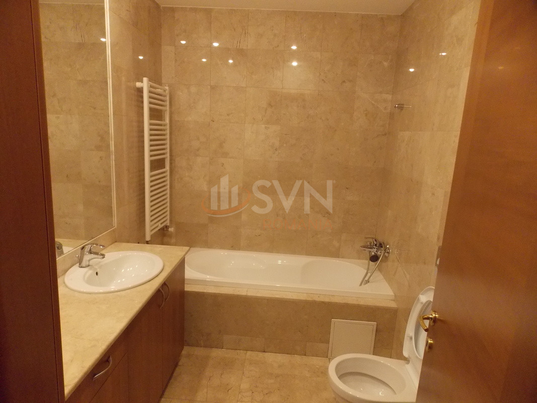 Apartament, 4 camere Bucuresti/Calea Victoriei