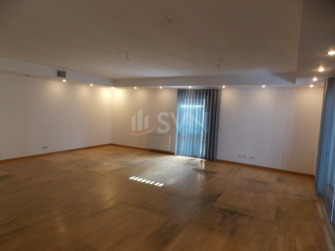 Apartament, 4 camere Bucuresti/Calea Victoriei