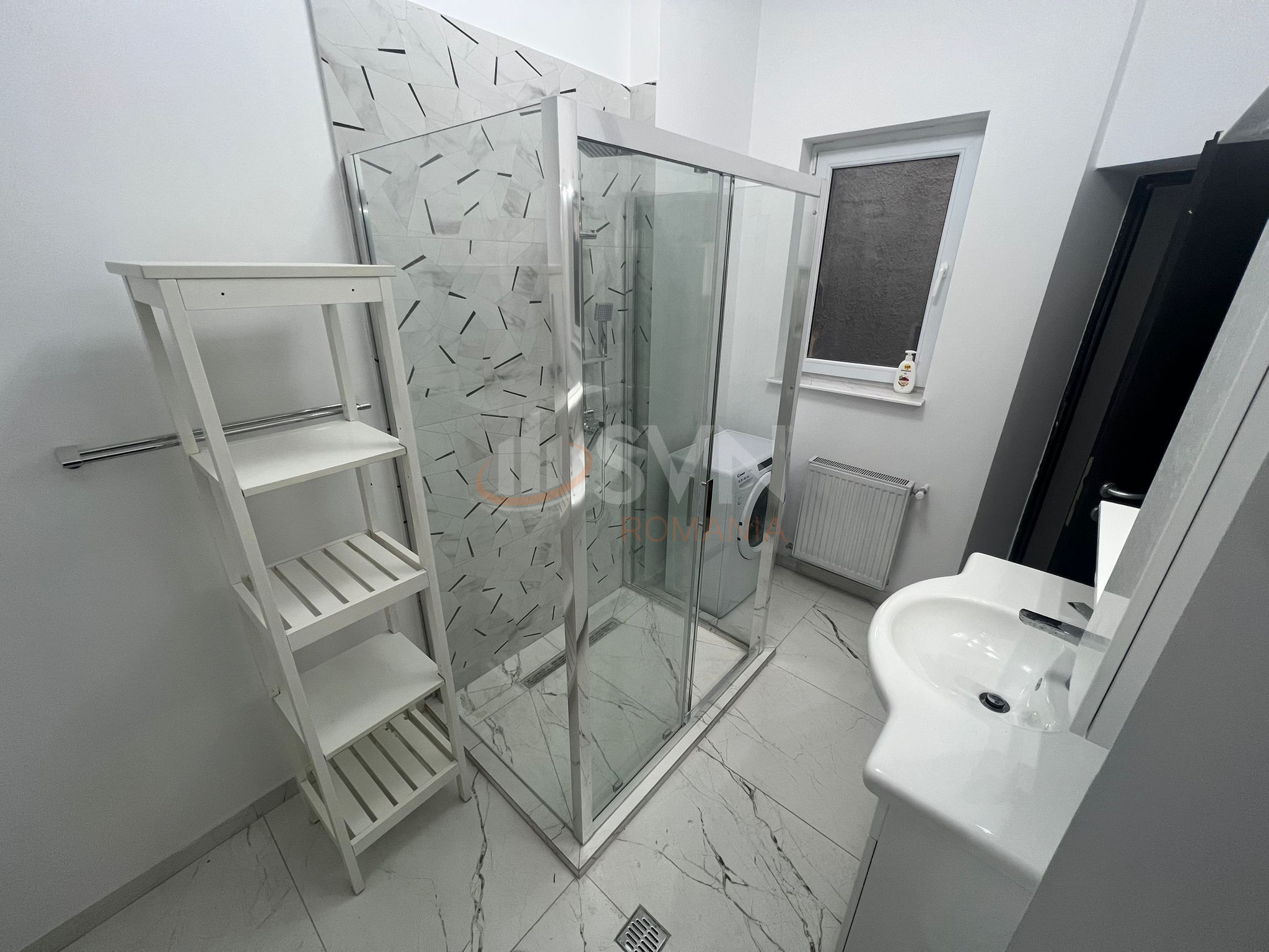 Apartament, 4 camere Bucuresti/Piata Victoriei