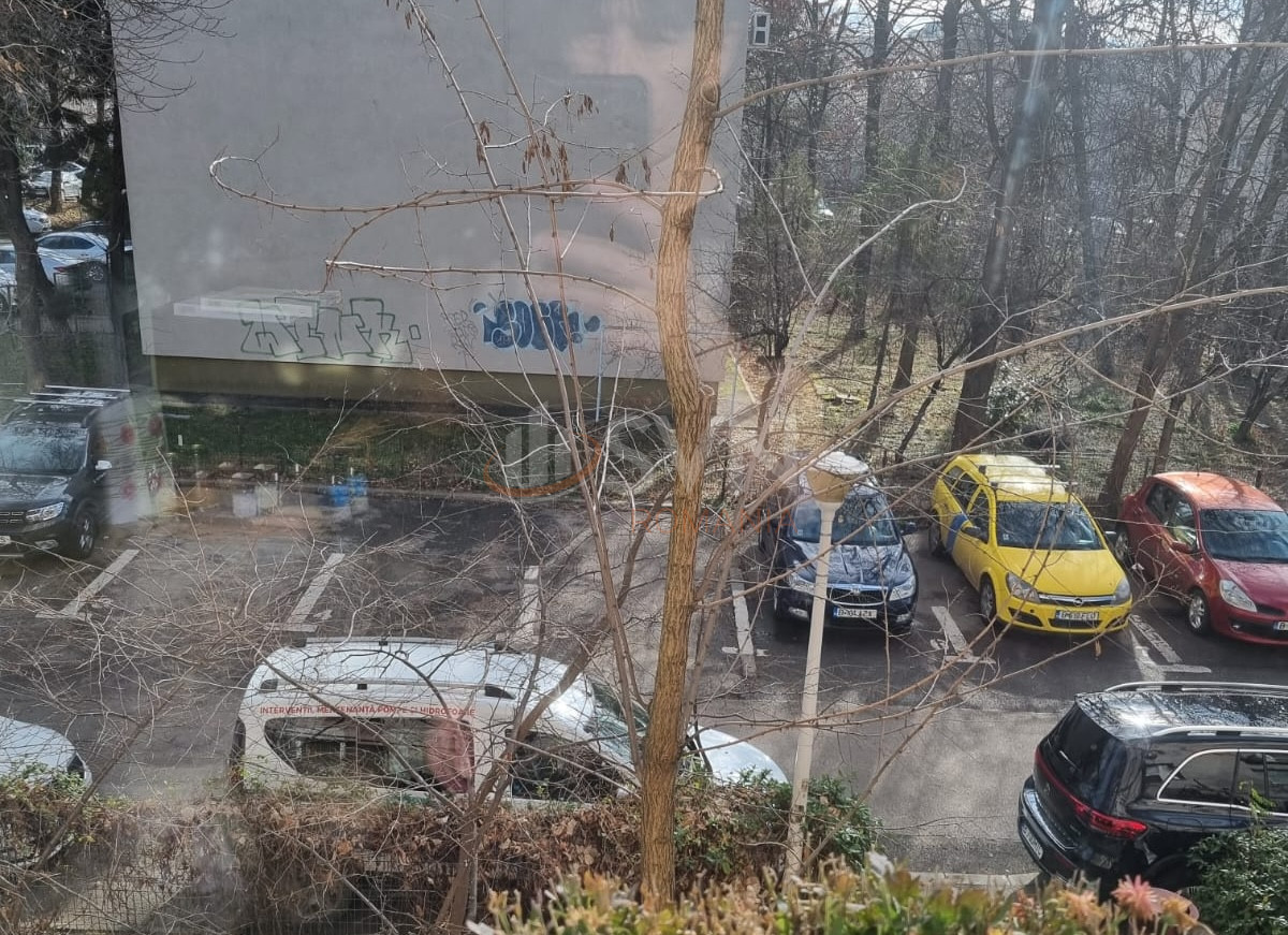 Apartament, 4 camere Bucuresti/Titan