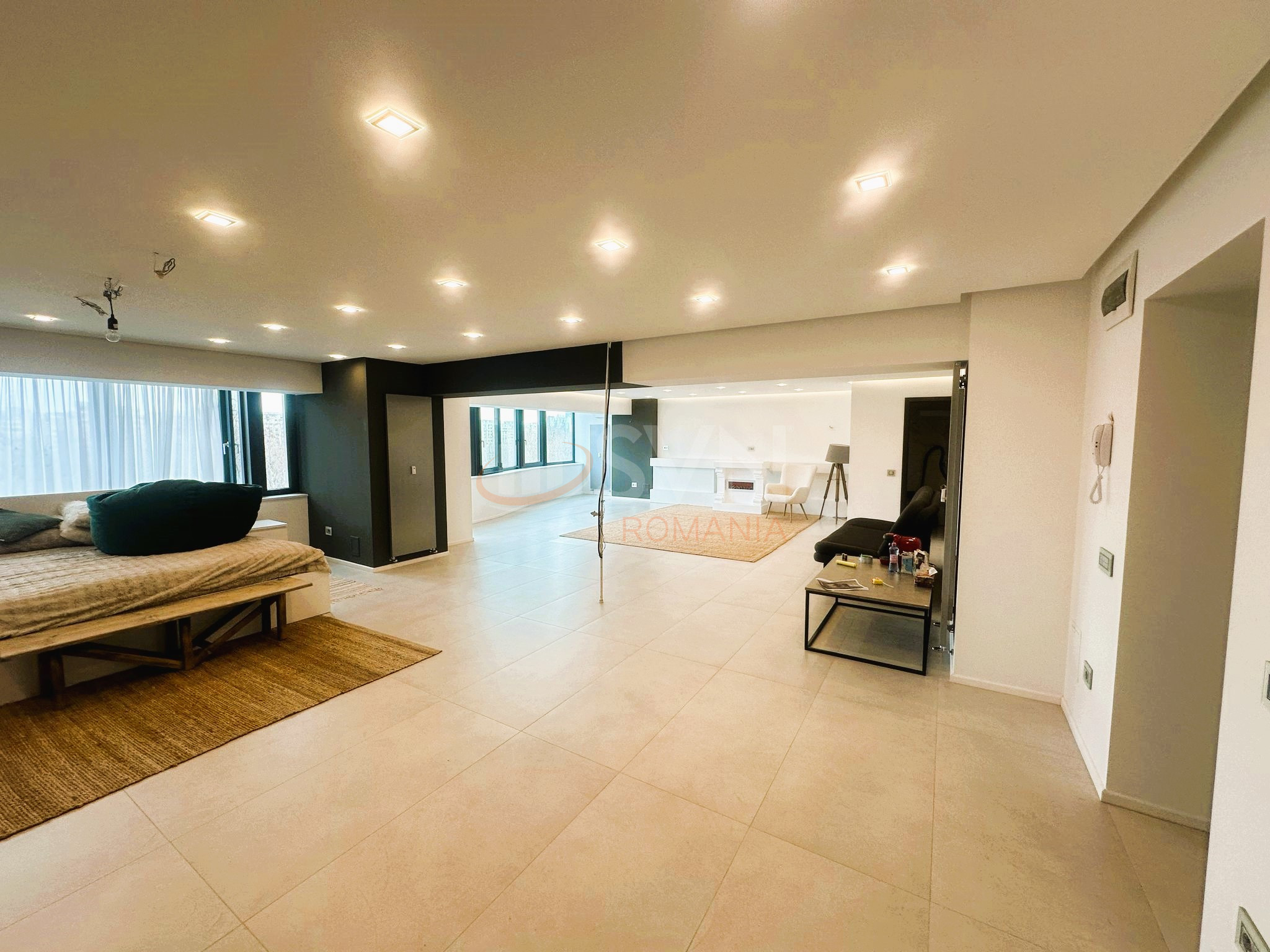 Apartament, 4 camere Bucuresti/Unirii (s3)