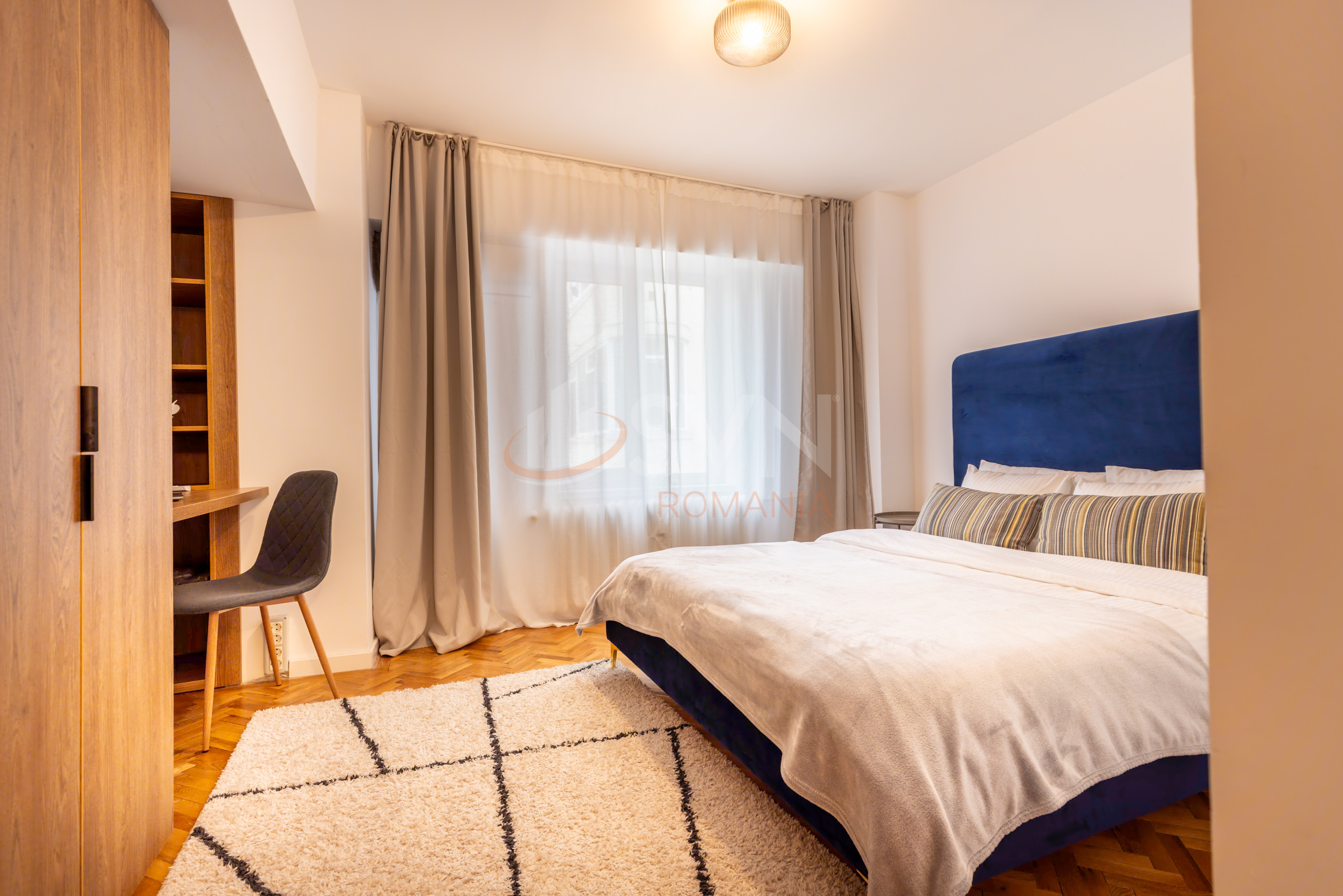 Apartament, 4 camere Bucuresti/Decebal