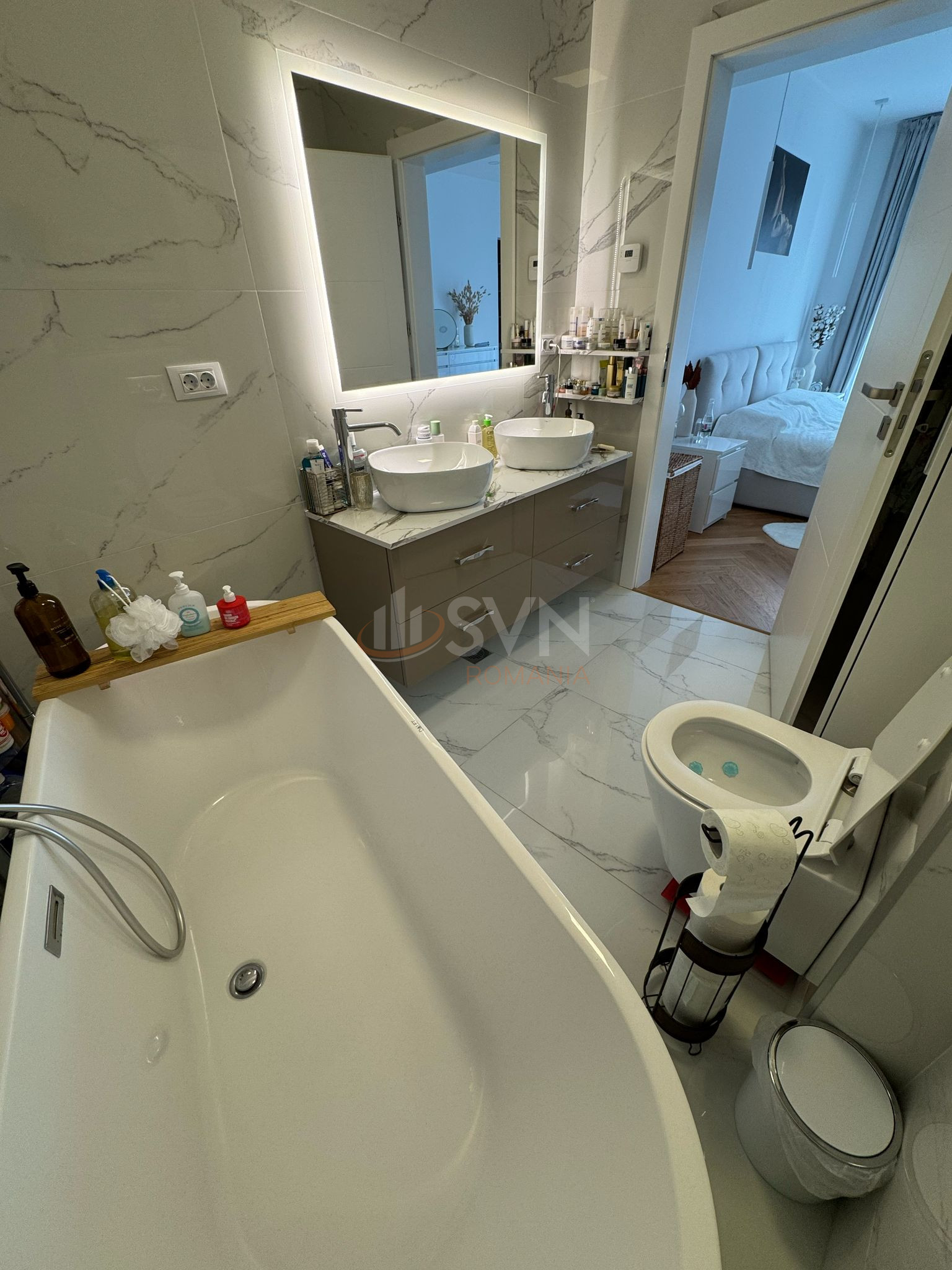 Apartament, 4 camere Bucuresti/Iancu Nicolae