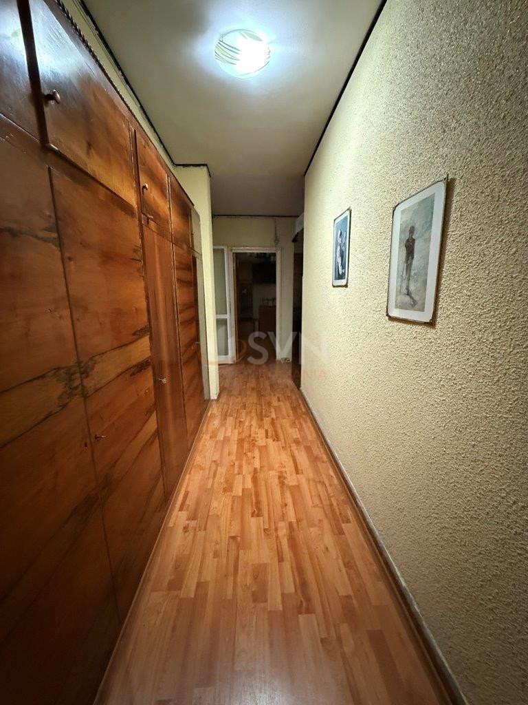 Apartament, 4 camere Bucuresti/1 Mai