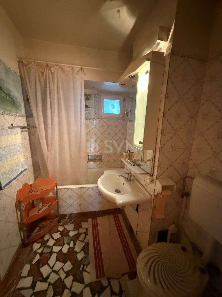 Apartament, 4 camere Bucuresti/1 Mai