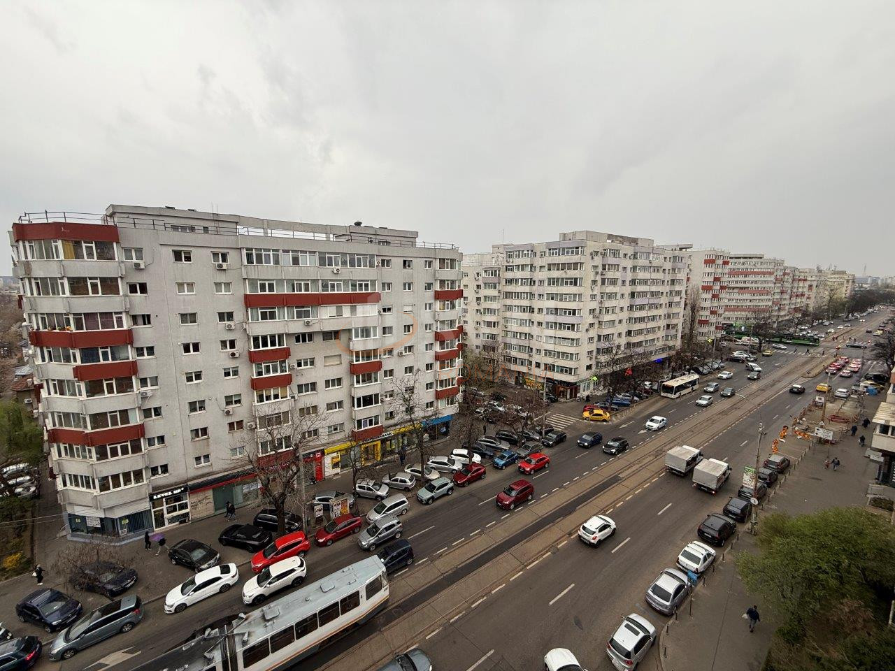 Apartament, 4 camere Bucuresti/1 Mai