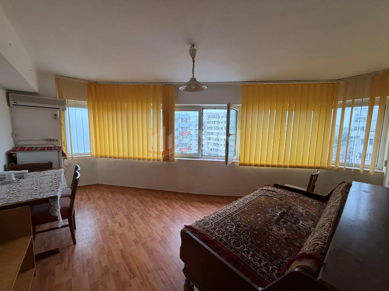 Apartament, 4 camere Bucuresti/1 Mai