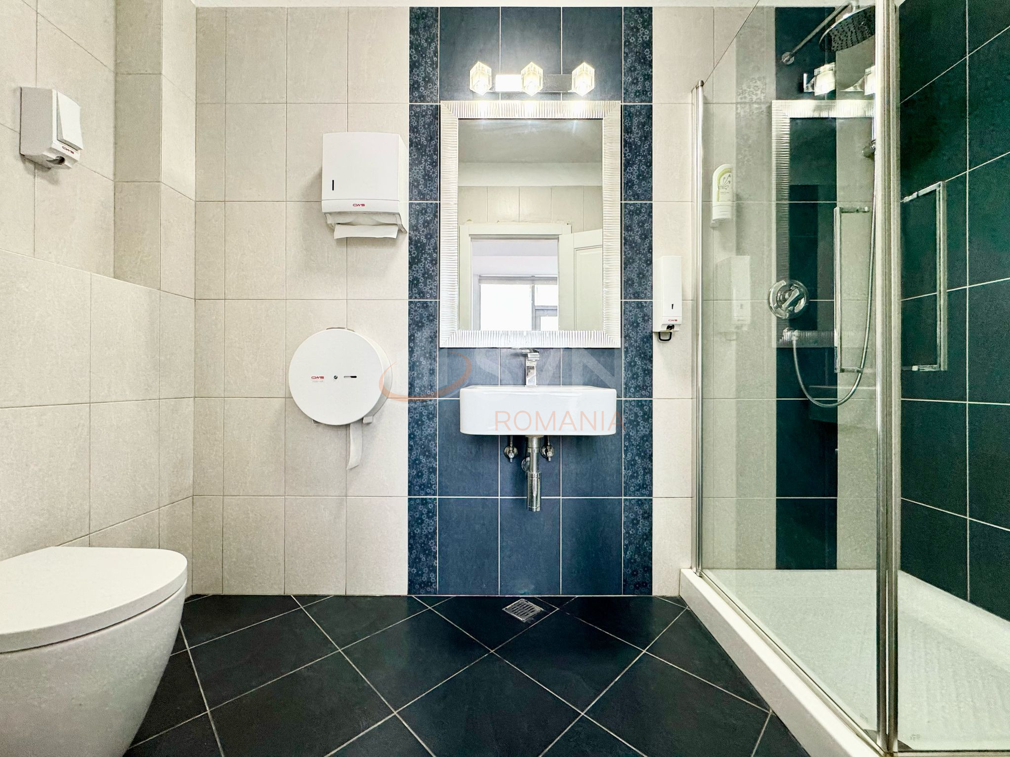 Apartament, 4 camere Bucuresti/Piata Romana