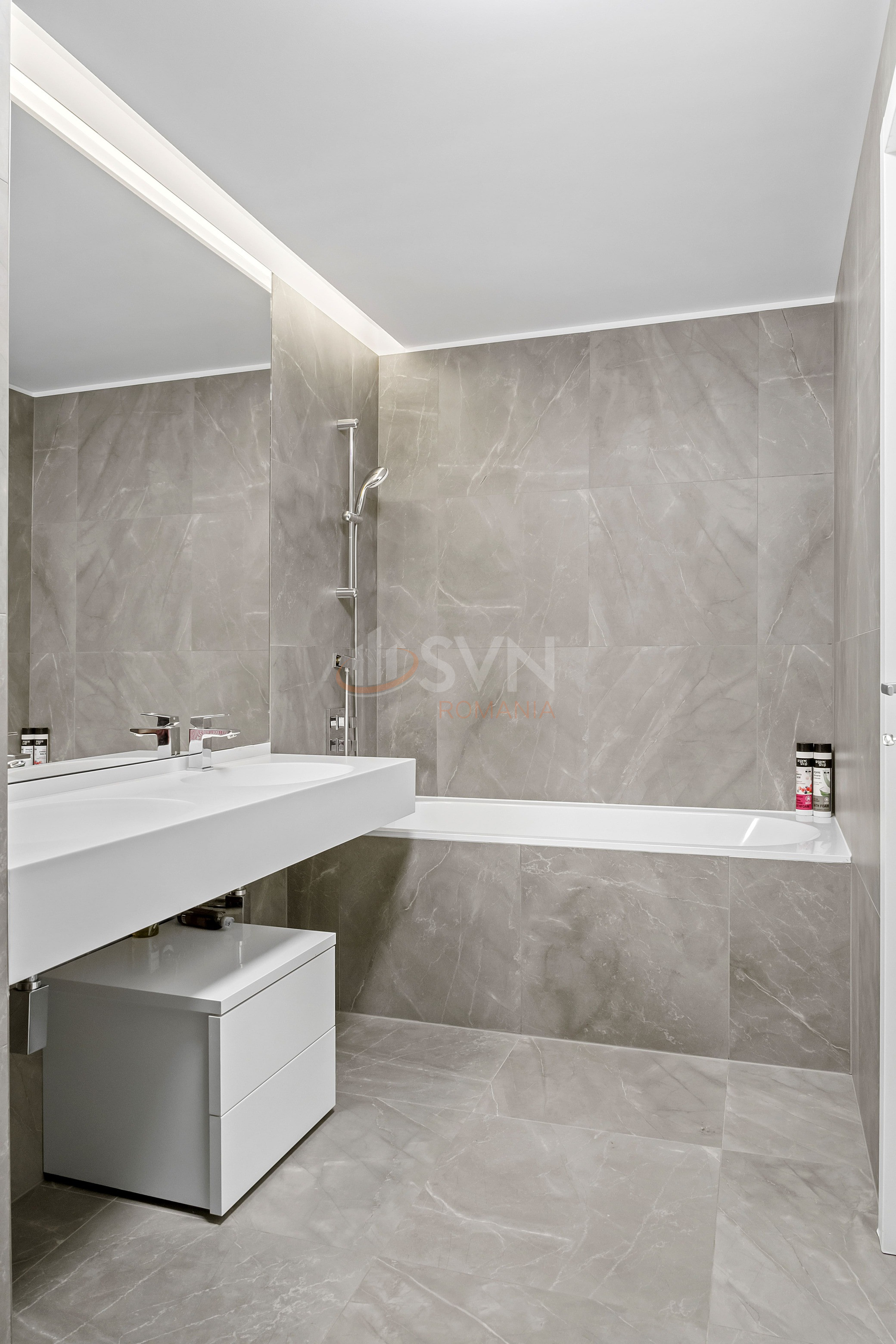 Apartament, 4 camere Bucuresti/Herastrau