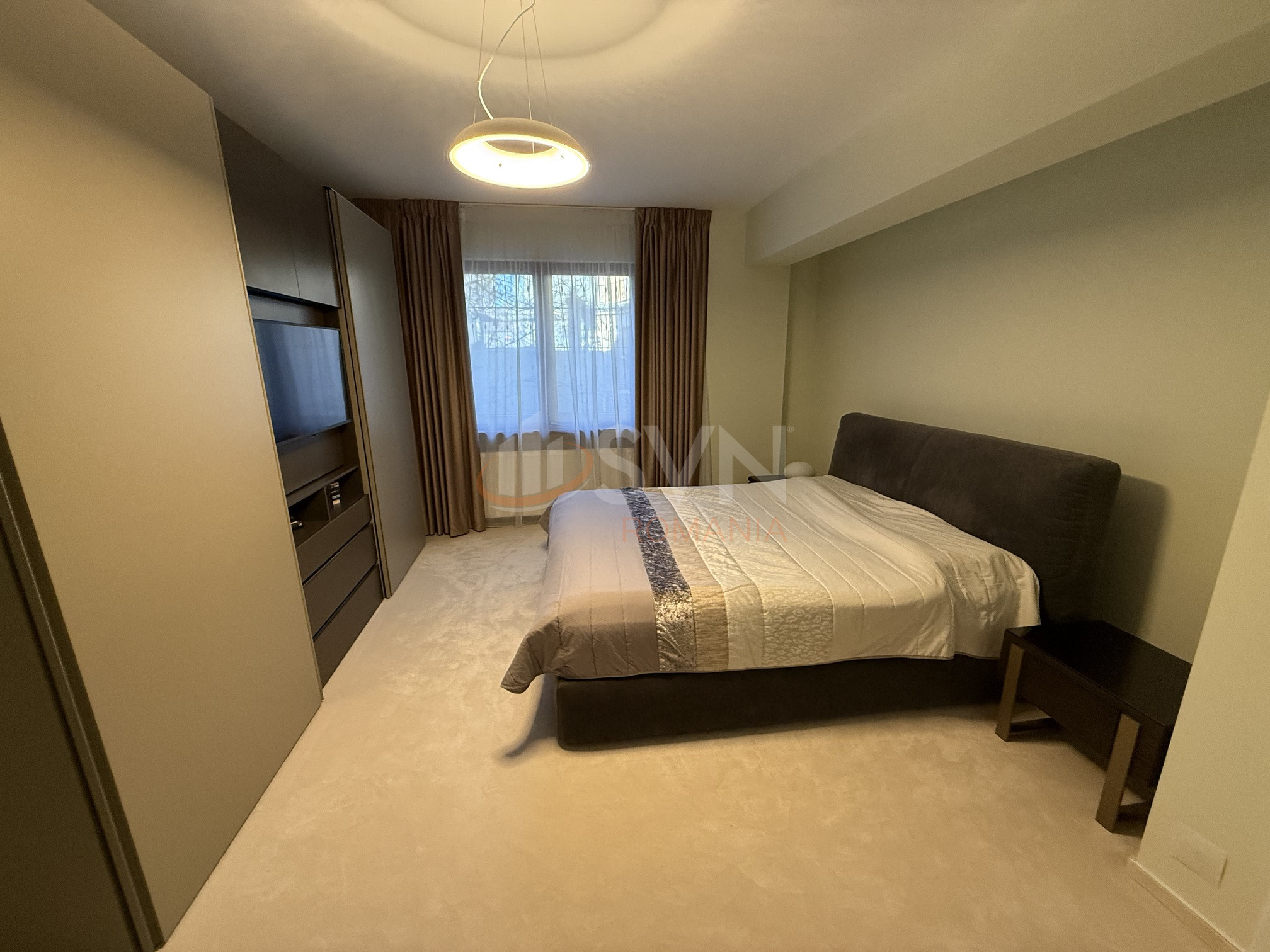 Apartament, 4 camere Bucuresti/Primaverii