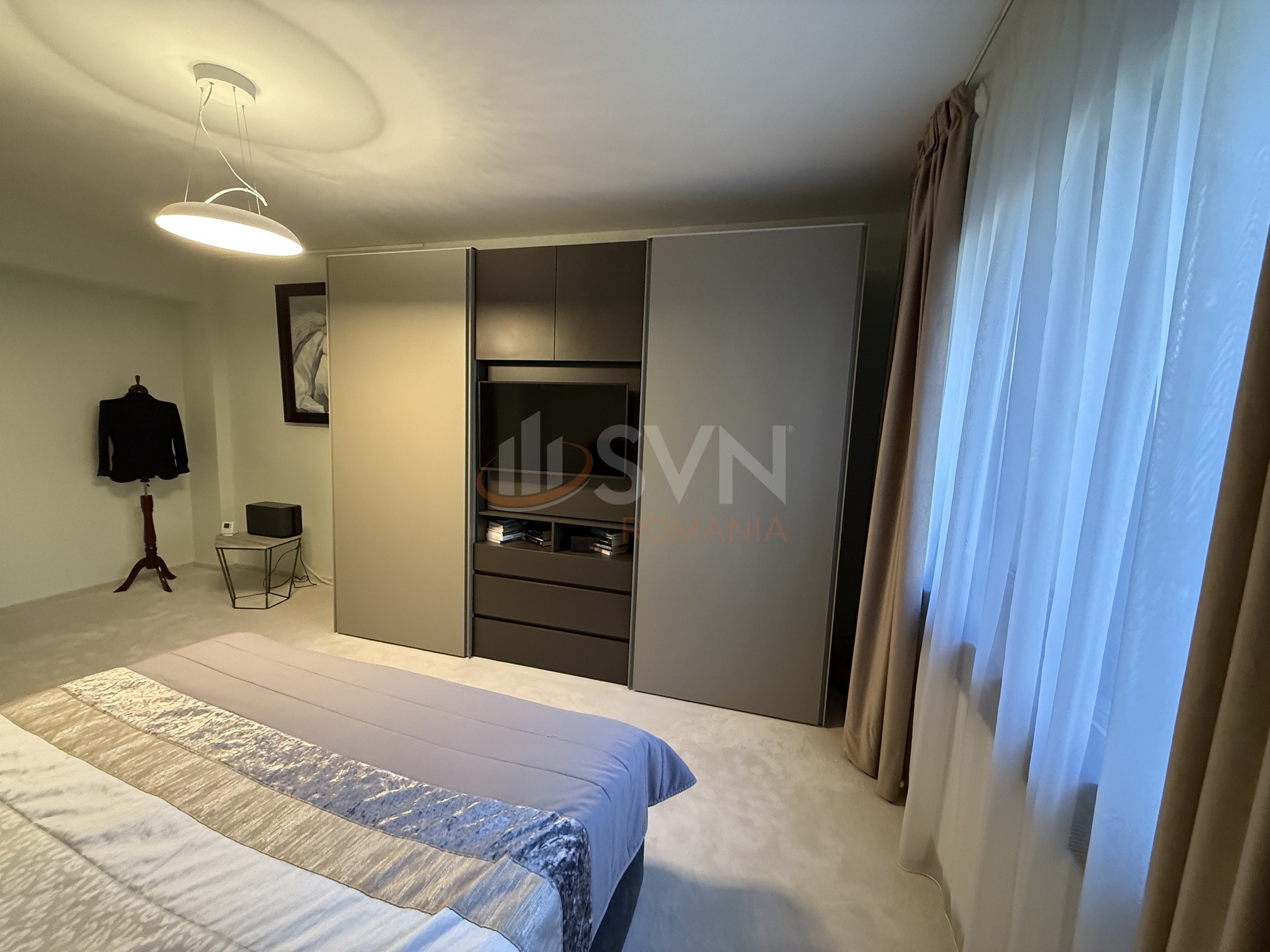 Apartament, 4 camere Bucuresti/Primaverii