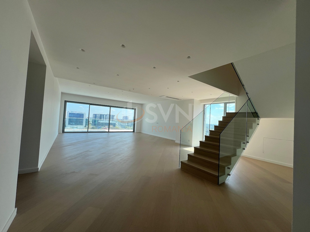 Apartament, 4 camere Bucuresti/Aviatiei
