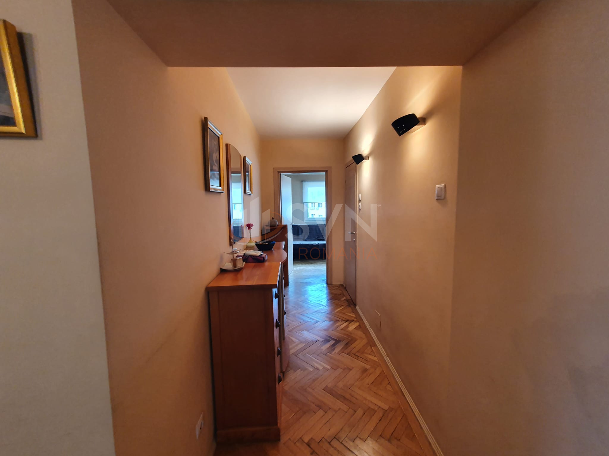 Apartament, 4 camere Bucuresti/Piata Romana