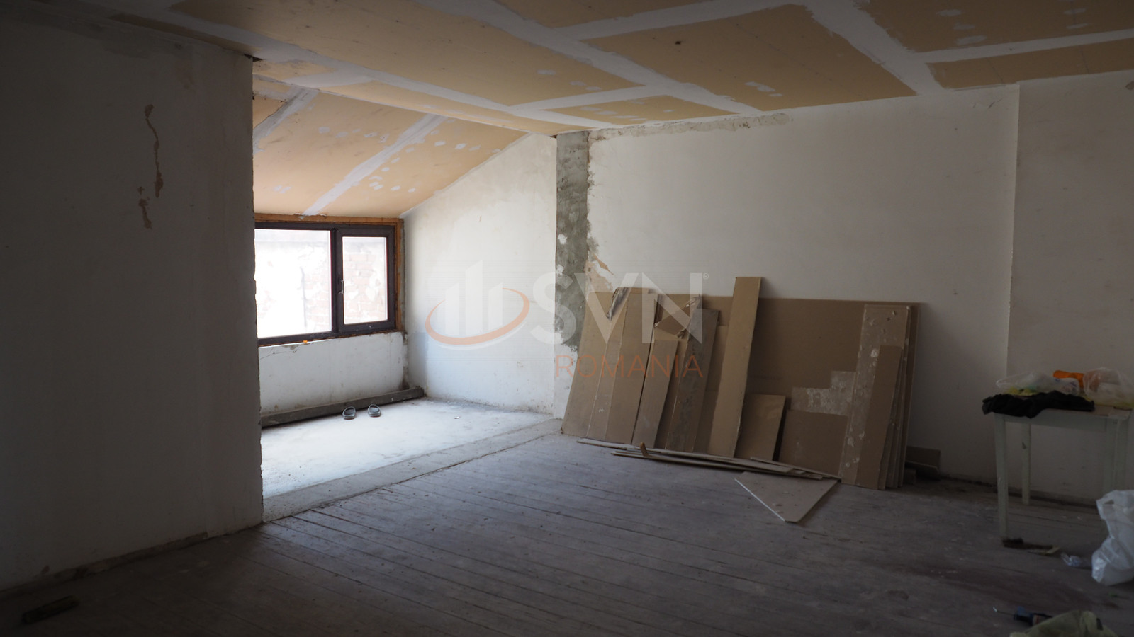 Apartament, 4 camere Bucuresti/Dacia
