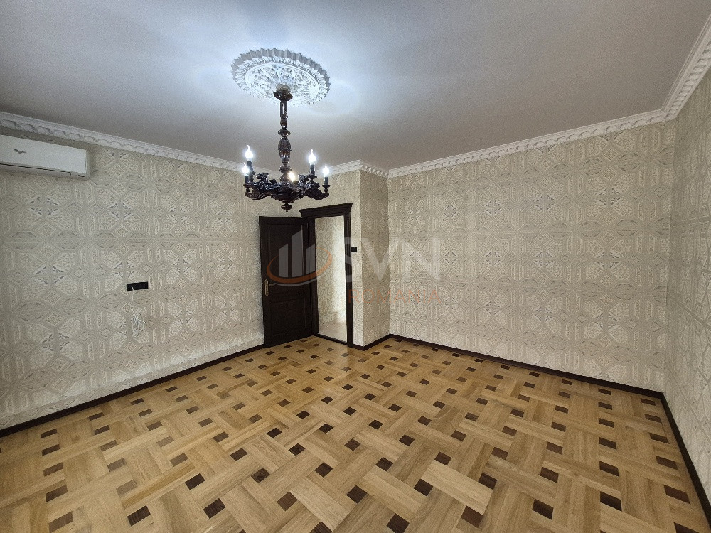 Apartament, 4 camere Bucuresti/Primaverii