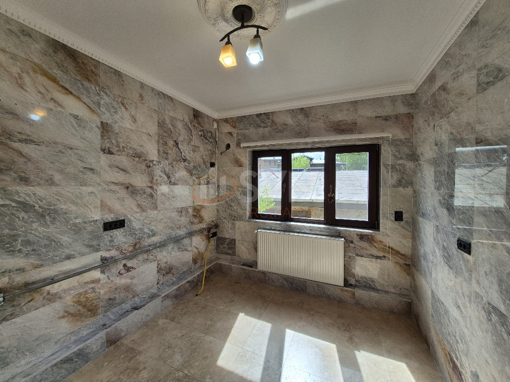 Apartament, 4 camere Bucuresti/Primaverii