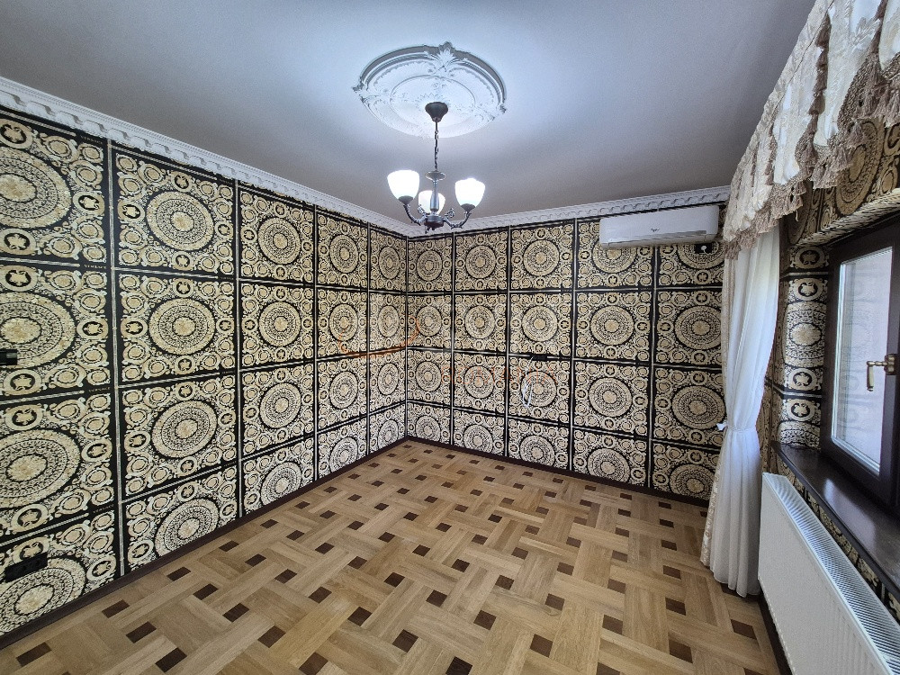 Apartament, 4 camere Bucuresti/Primaverii