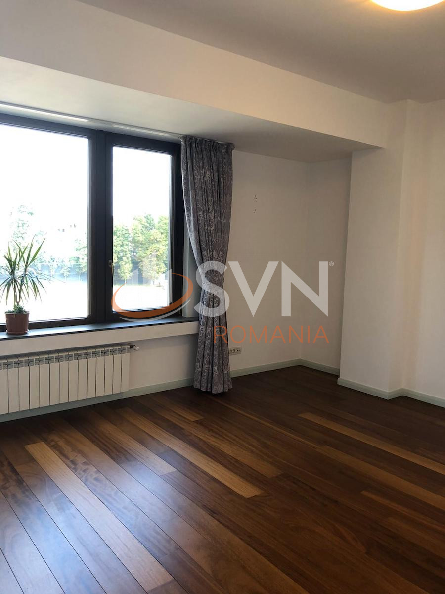 Apartament, 4 camere Bucuresti/Aviatorilor