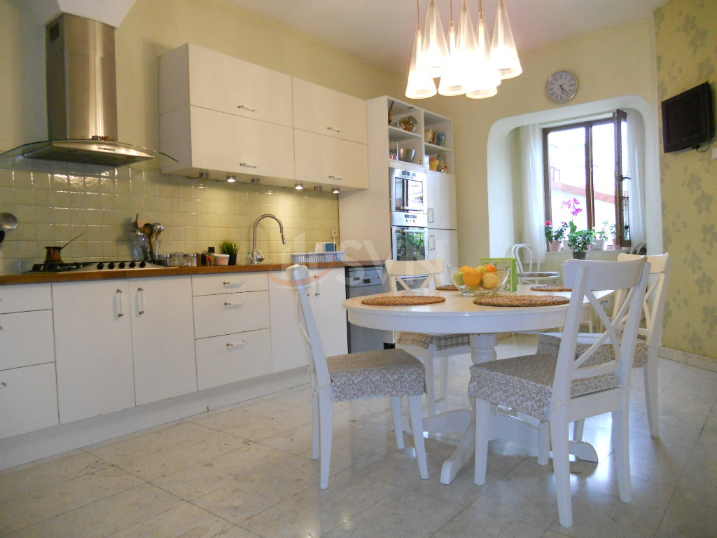 Apartament, 4 camere Bucuresti/Dorobanti