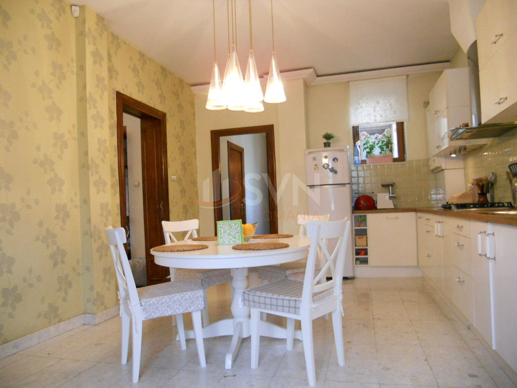 Apartament, 4 camere Bucuresti/Dorobanti