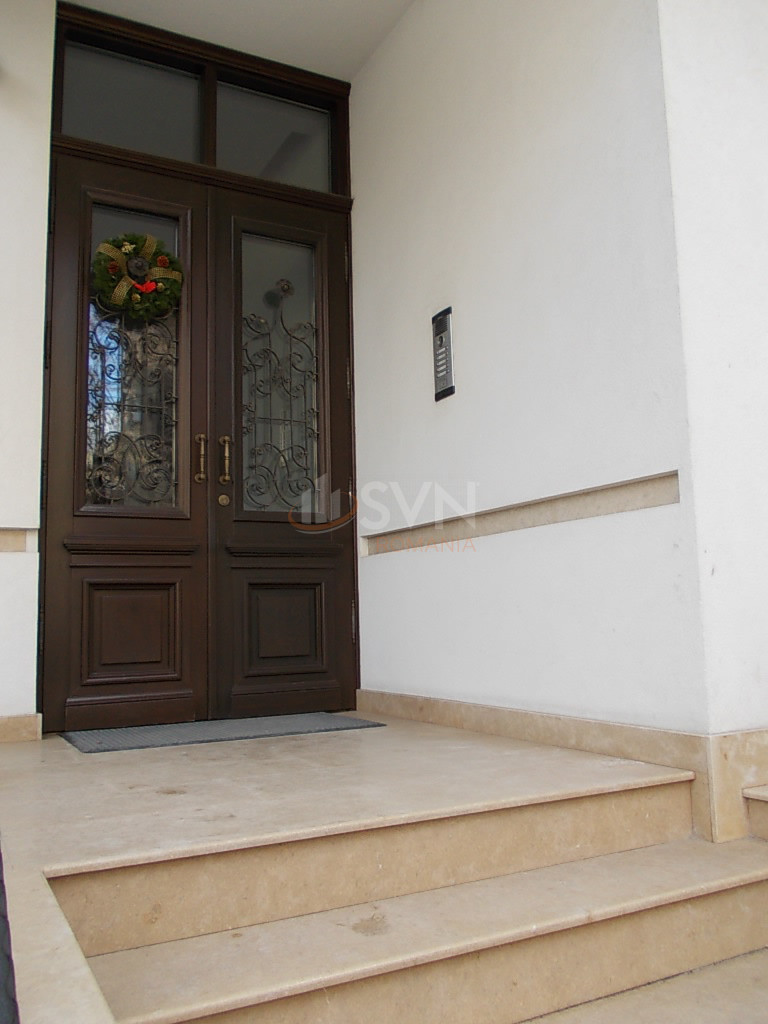 Apartament, 4 camere Bucuresti/Dacia