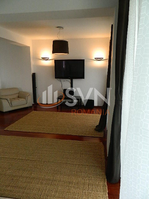 Apartament, 4 camere Bucuresti/Bucurestii Noi