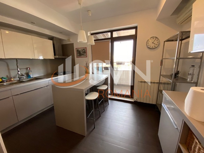 Apartament, 4 camere Bucuresti/Domenii