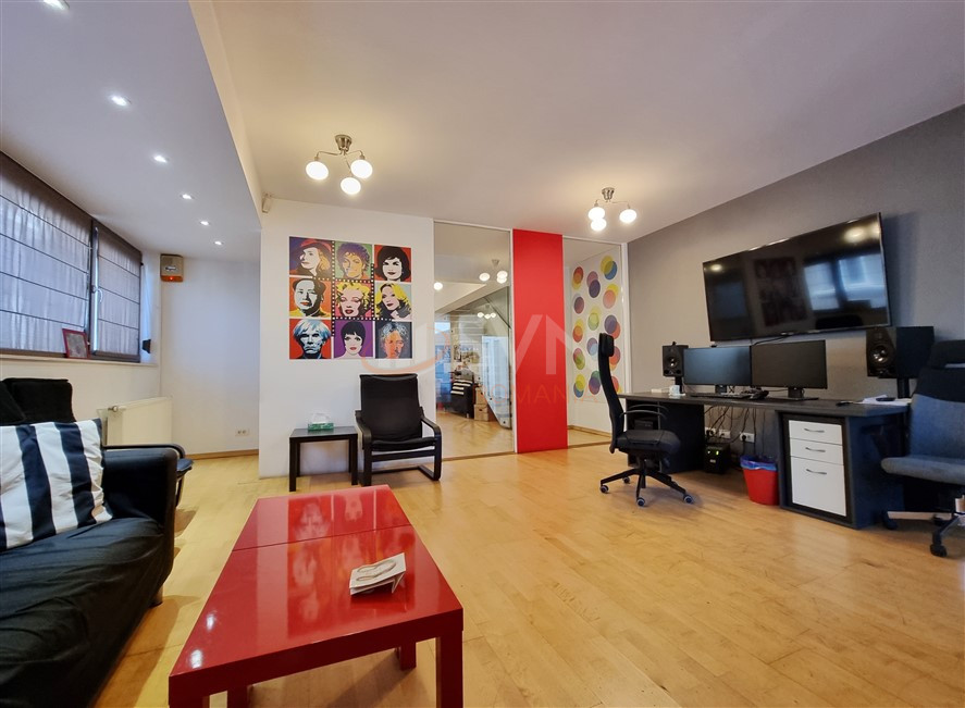 Apartament, 4 camere Bucuresti/Capitale