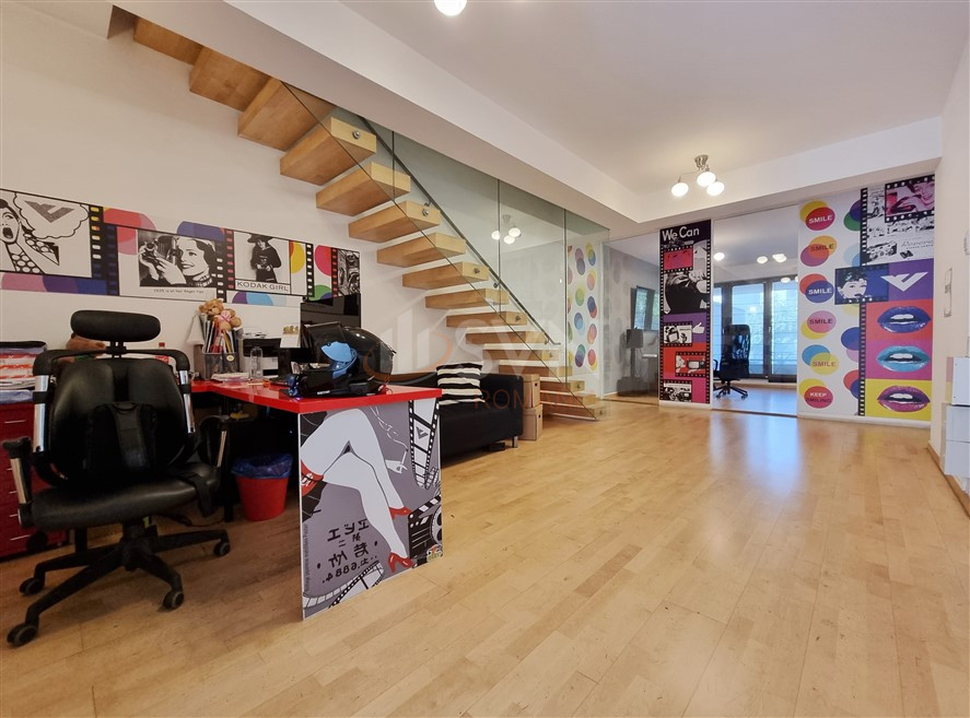 Apartament, 4 camere Bucuresti/Capitale