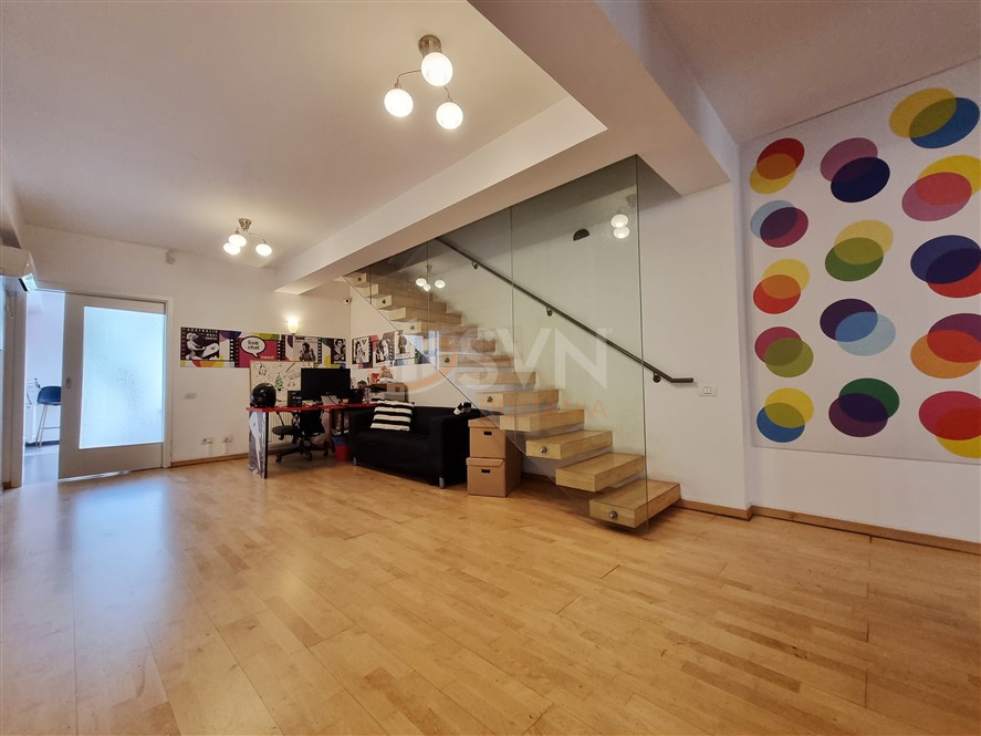 Apartament, 4 camere Bucuresti/Capitale