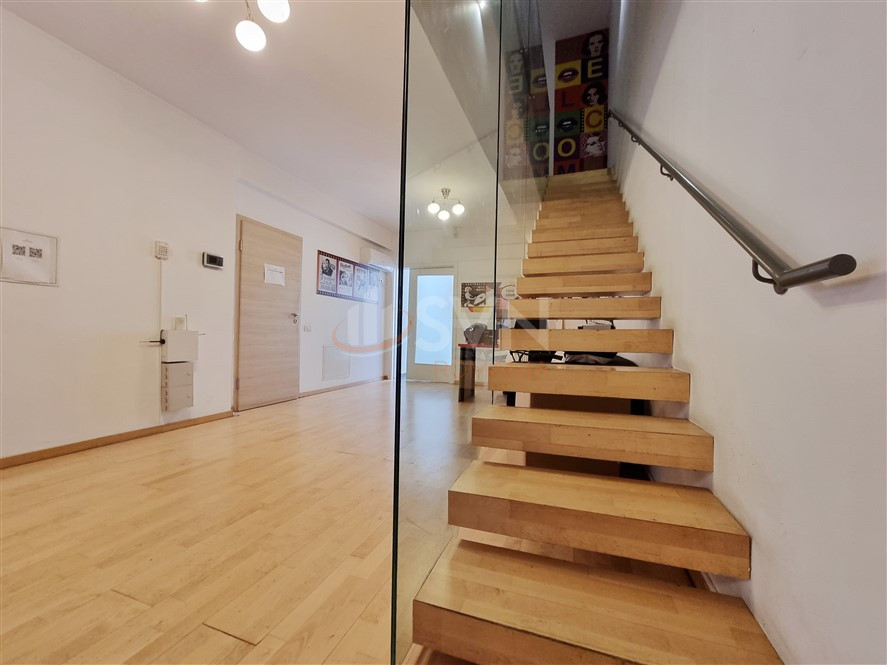 Apartament, 4 camere Bucuresti/Capitale