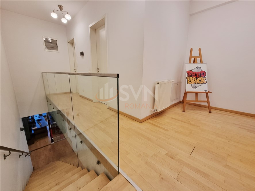 Apartament, 4 camere Bucuresti/Capitale