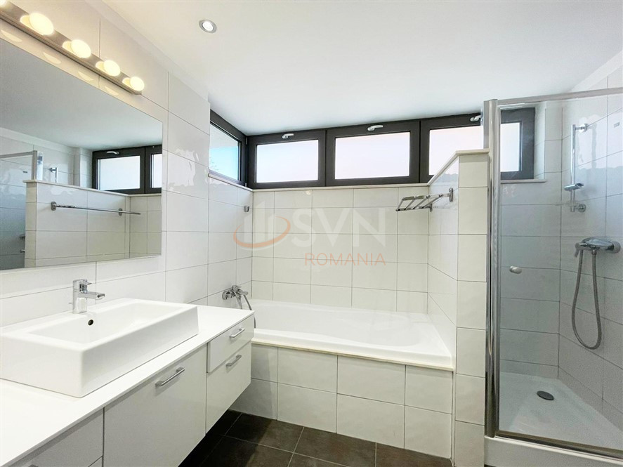 Apartament, 4 camere Bucuresti/Capitale