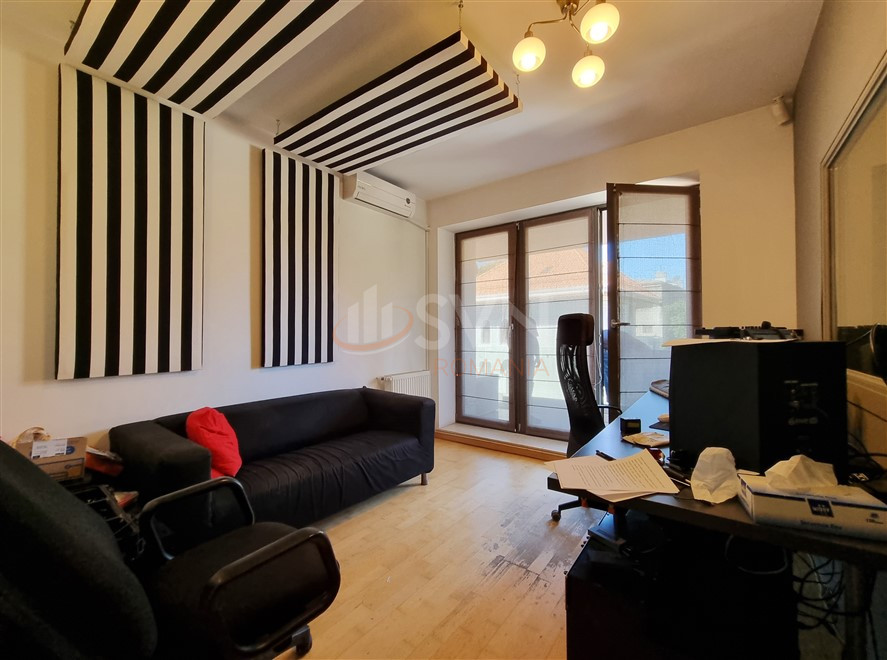 Apartament, 4 camere Bucuresti/Capitale