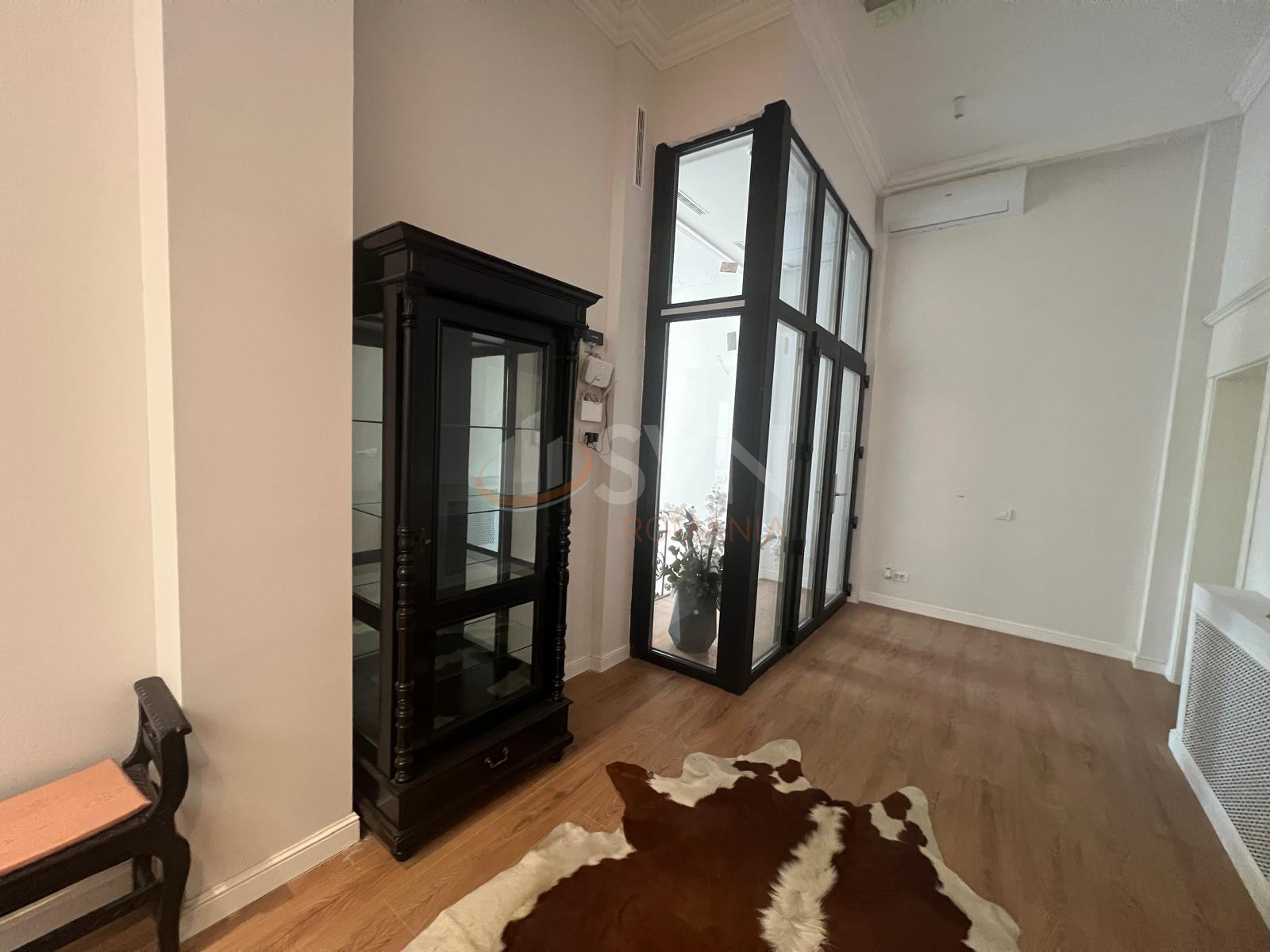 Apartament, 5 camere Bucuresti/Universitate (s2)