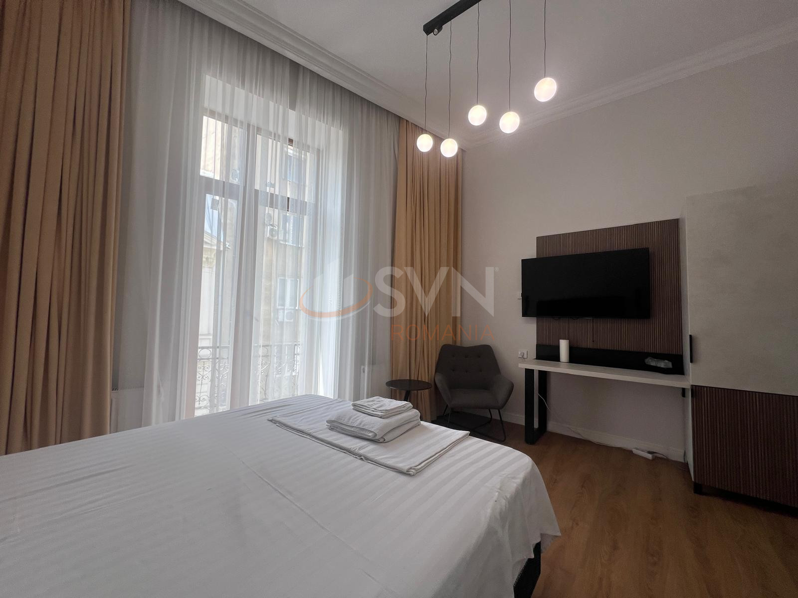 Apartament, 5 camere Bucuresti/Universitate (s2)