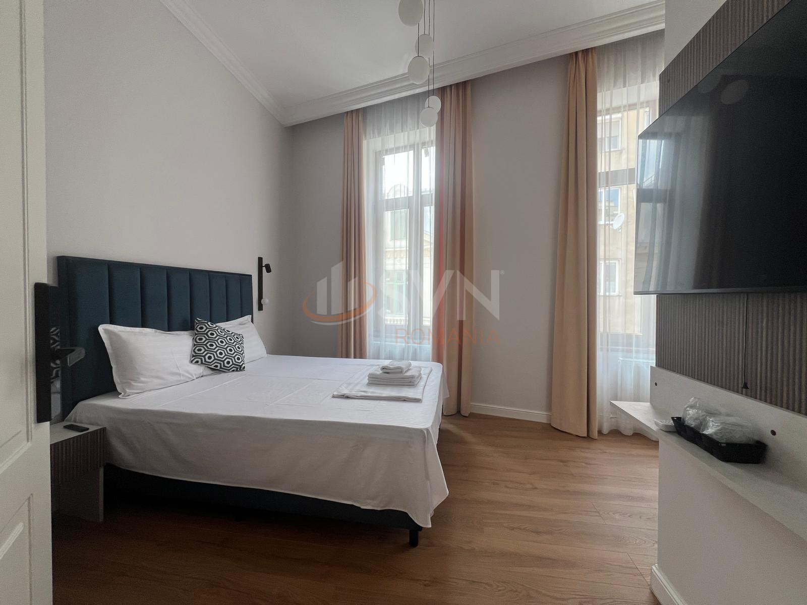 Apartament, 5 camere Bucuresti/Universitate (s2)