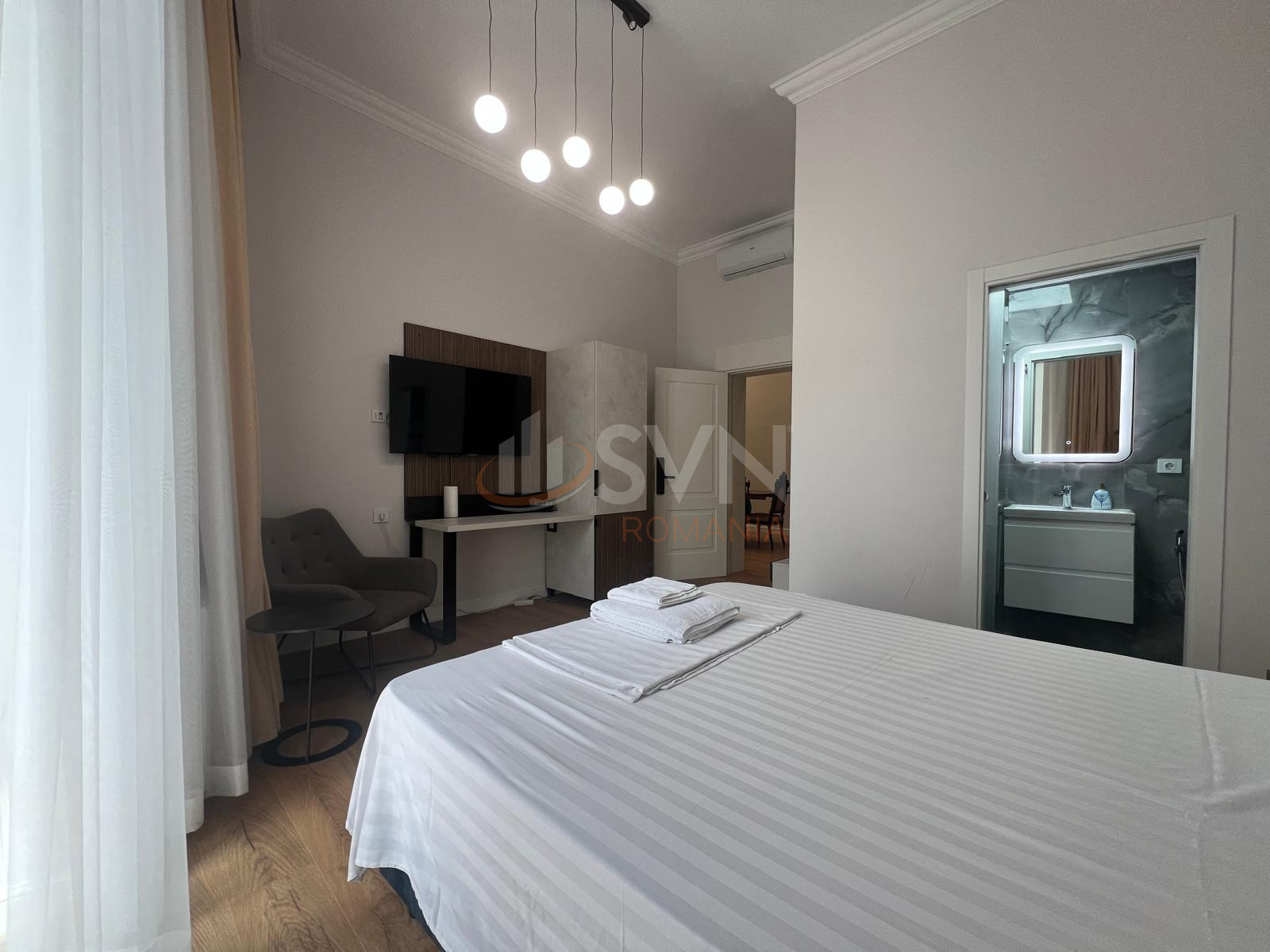 Apartament, 5 camere Bucuresti/Universitate (s2)