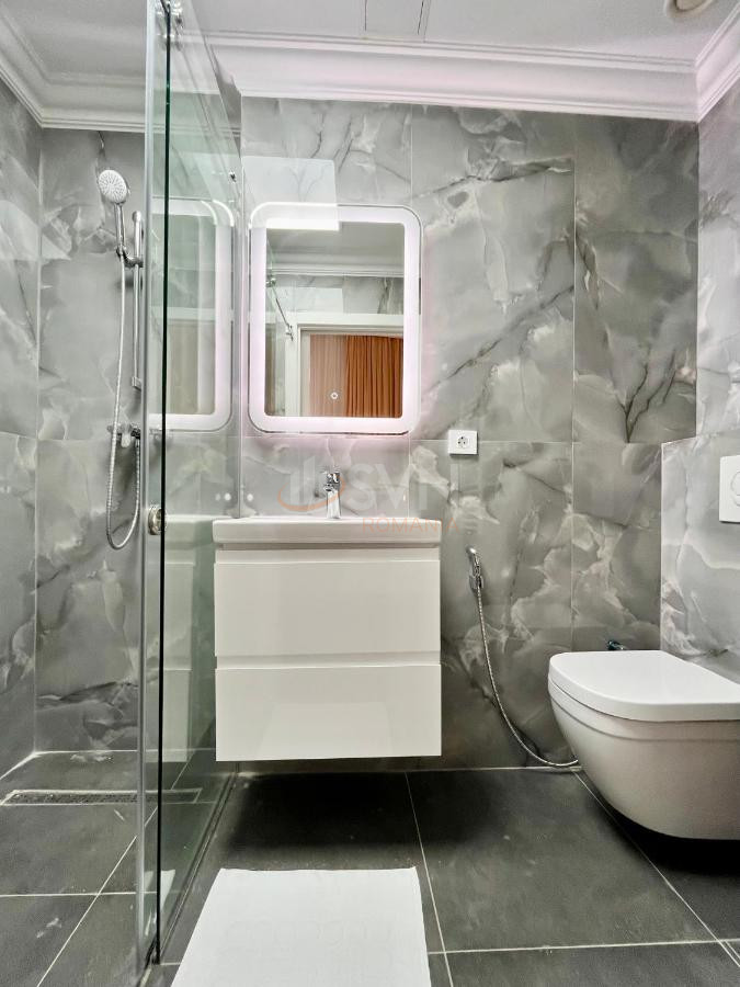 Apartament, 5 camere Bucuresti/Universitate (s2)