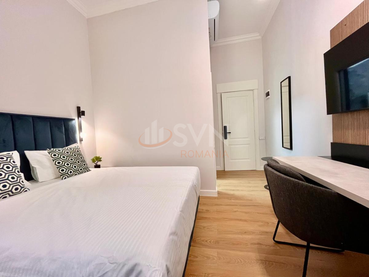 Apartament, 5 camere Bucuresti/Universitate (s2)