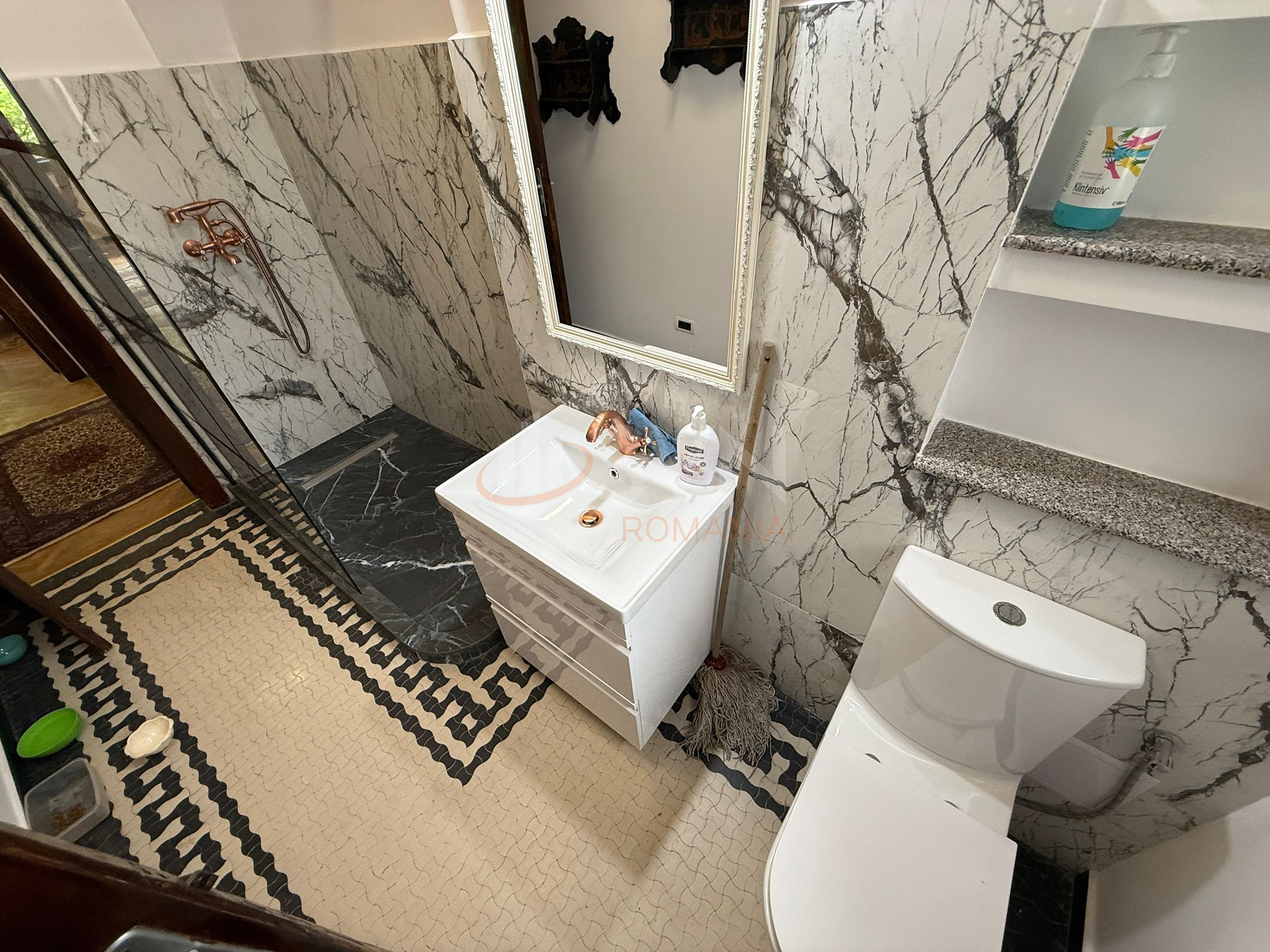 Apartament, 5 camere Bucuresti/Stefan Cel Mare