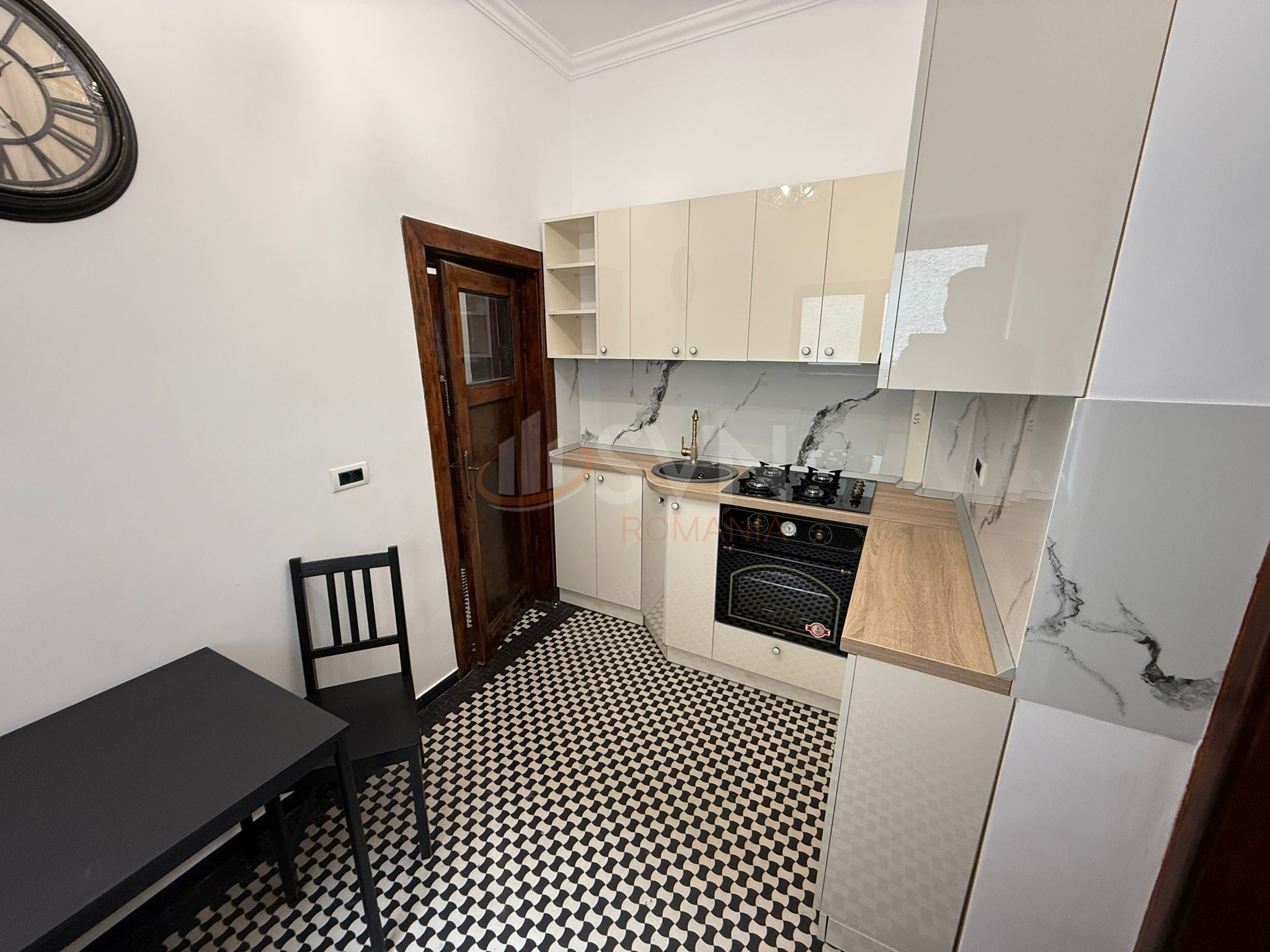 Apartament, 5 camere Bucuresti/Stefan Cel Mare
