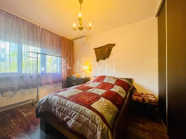 Apartament, 5 camere Bucuresti/Armeneasca