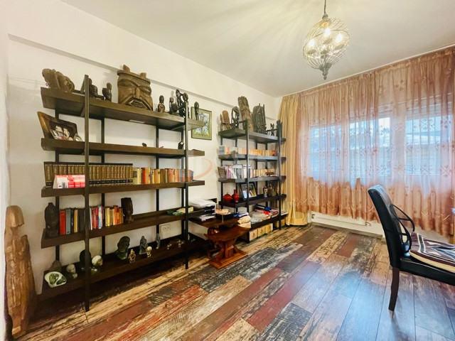 Apartament, 5 camere Bucuresti/Armeneasca