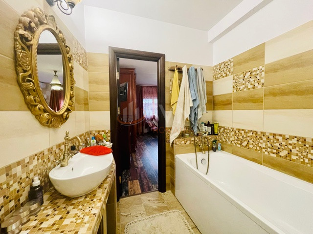 Apartament, 5 camere Bucuresti/Armeneasca
