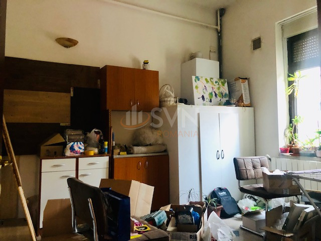 Apartament, 5 camere Bucuresti/Armeneasca