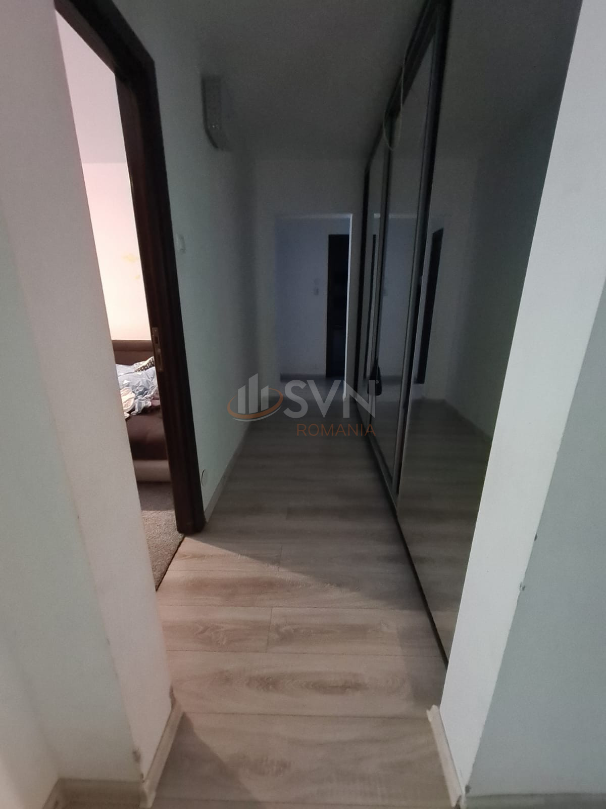 Apartament, 5 camere Bucuresti/Titan