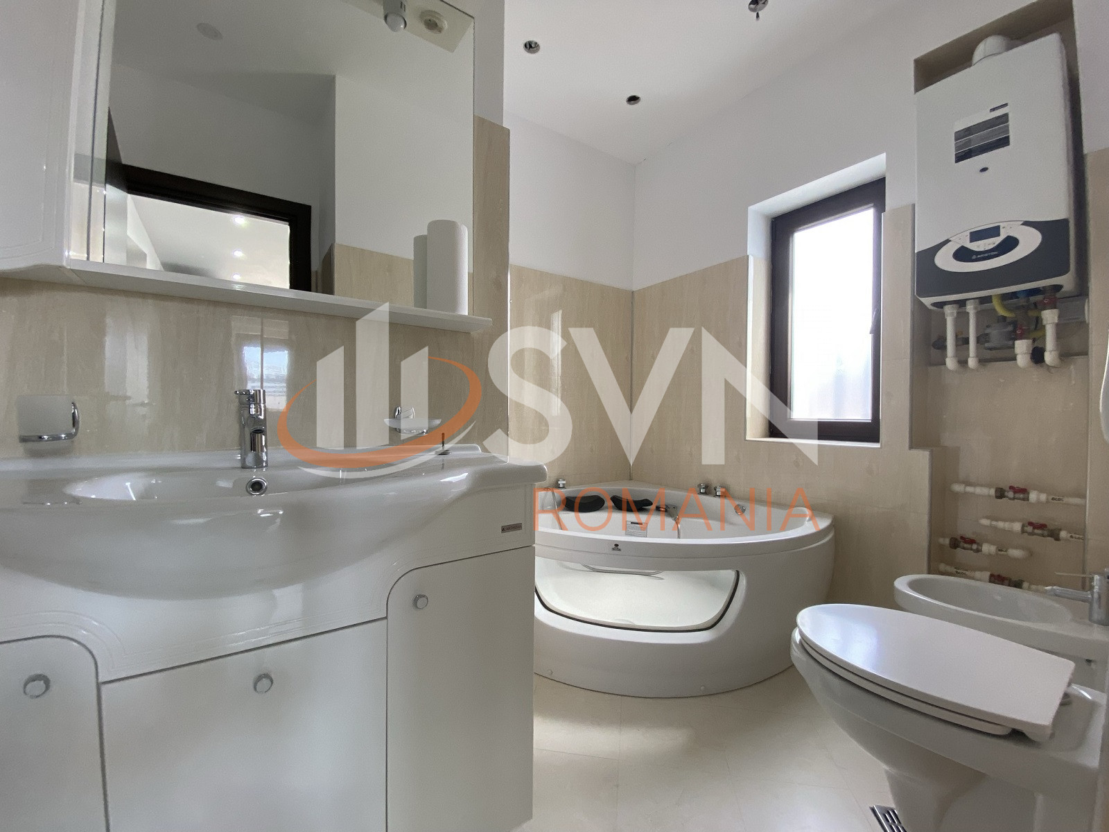 Apartament, 5 camere Bucuresti/Baneasa